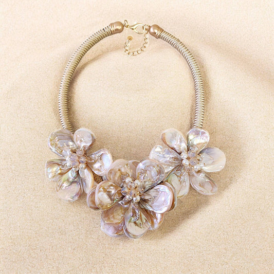 Flower Seashell Necklace