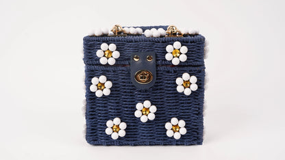 Wicker Bucket Daisy Purse