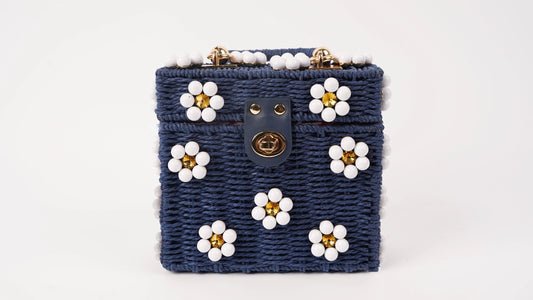 Wicker Bucket Daisy Purse