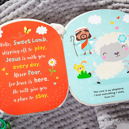 Squish and Snugg Books