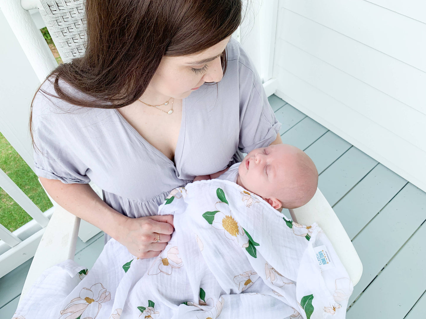 Magnolia Unisex Swaddle Blanket