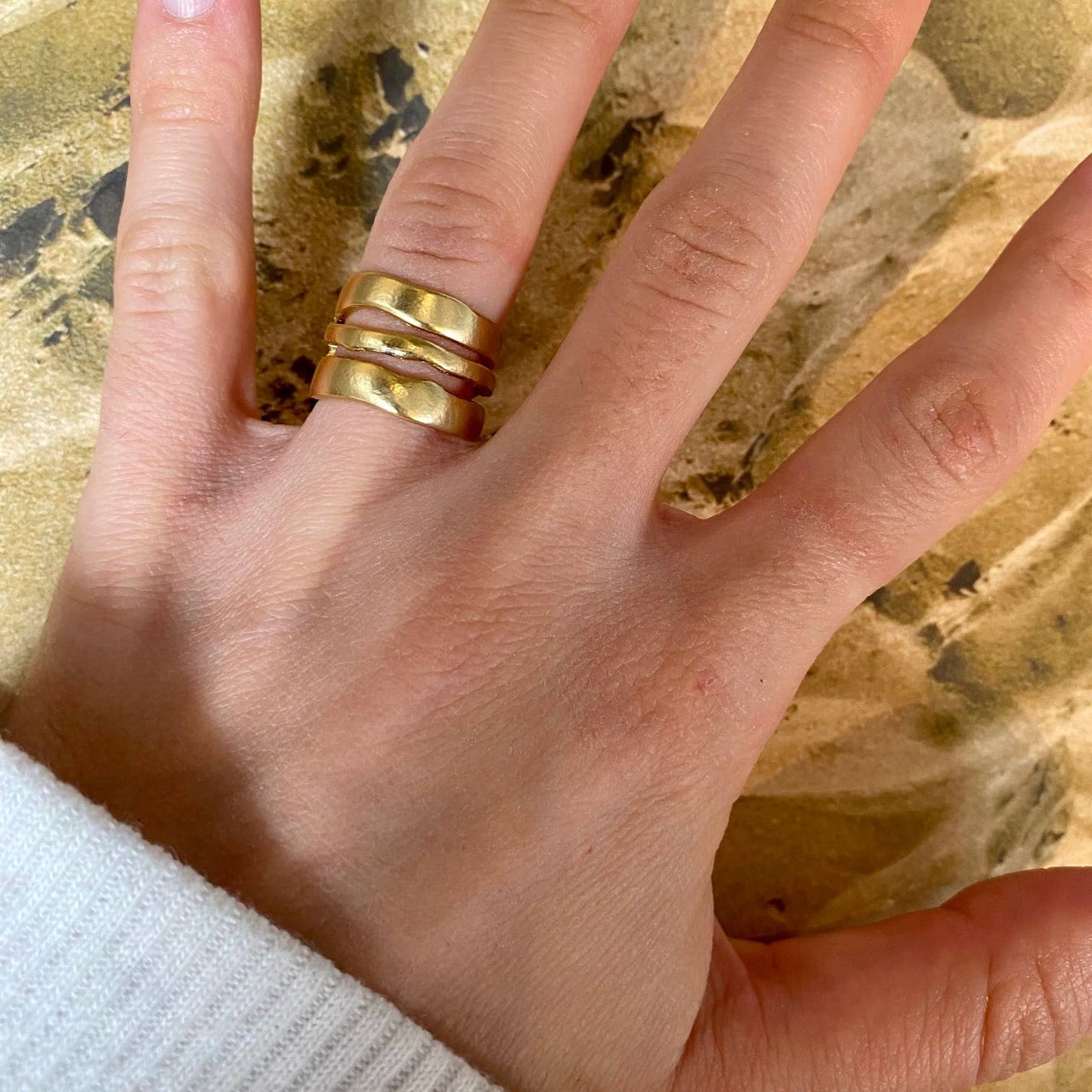 Wavy Line Ring